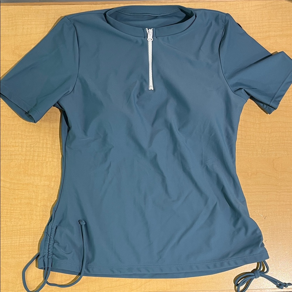 Women's Blue Short Sleeve Top